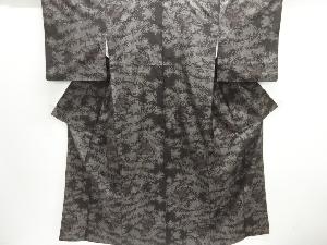 大特価品　色紙に花模様織り出し本場泥大島紬着物(7マルキ)